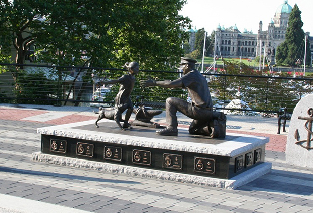 Nathan Scott's sculpture,